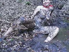 Cum salpicado tetona amateur milf listo para más semen