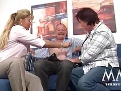 Coquetear
