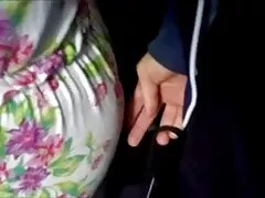 Latina miel chupando polla