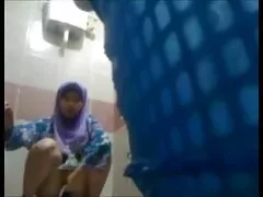 Pov follando sus dos agujeros apretados