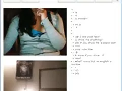 Puta sexy titty en su coño peludo